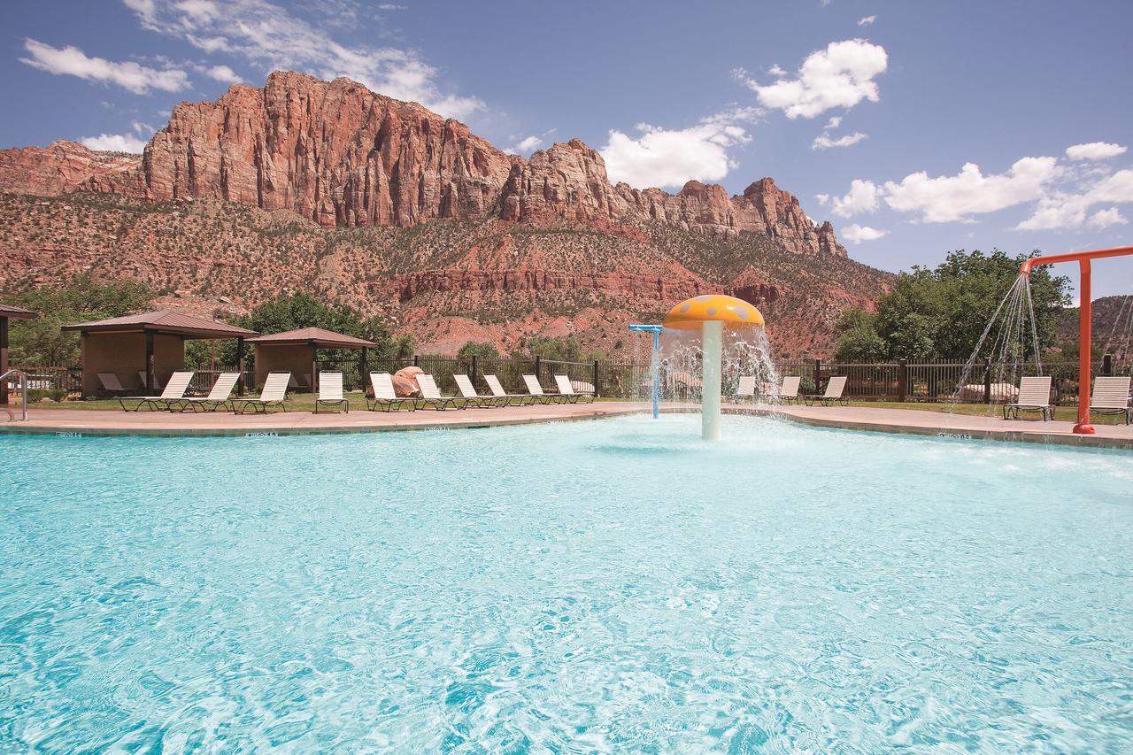swimming pool, desert mountains
